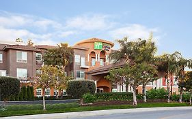 Holiday Inn Express Corona Ca